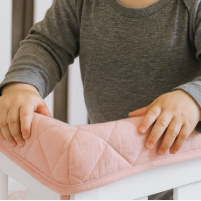 Tour-de-lit-bebe-bordure-coton