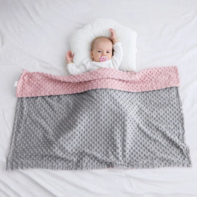 couverture-bebe-flanelle-rose-gris