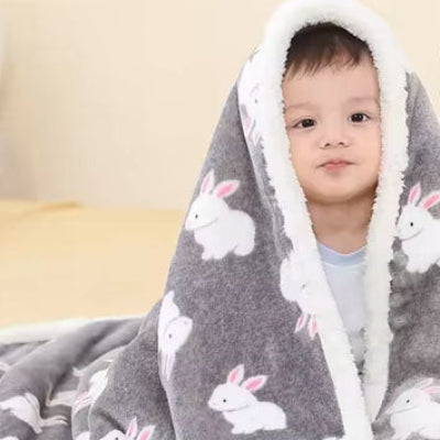 couverture-bebe-polaire-lapin