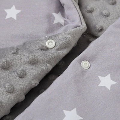 nid-d-ange-etoile-siege-auto