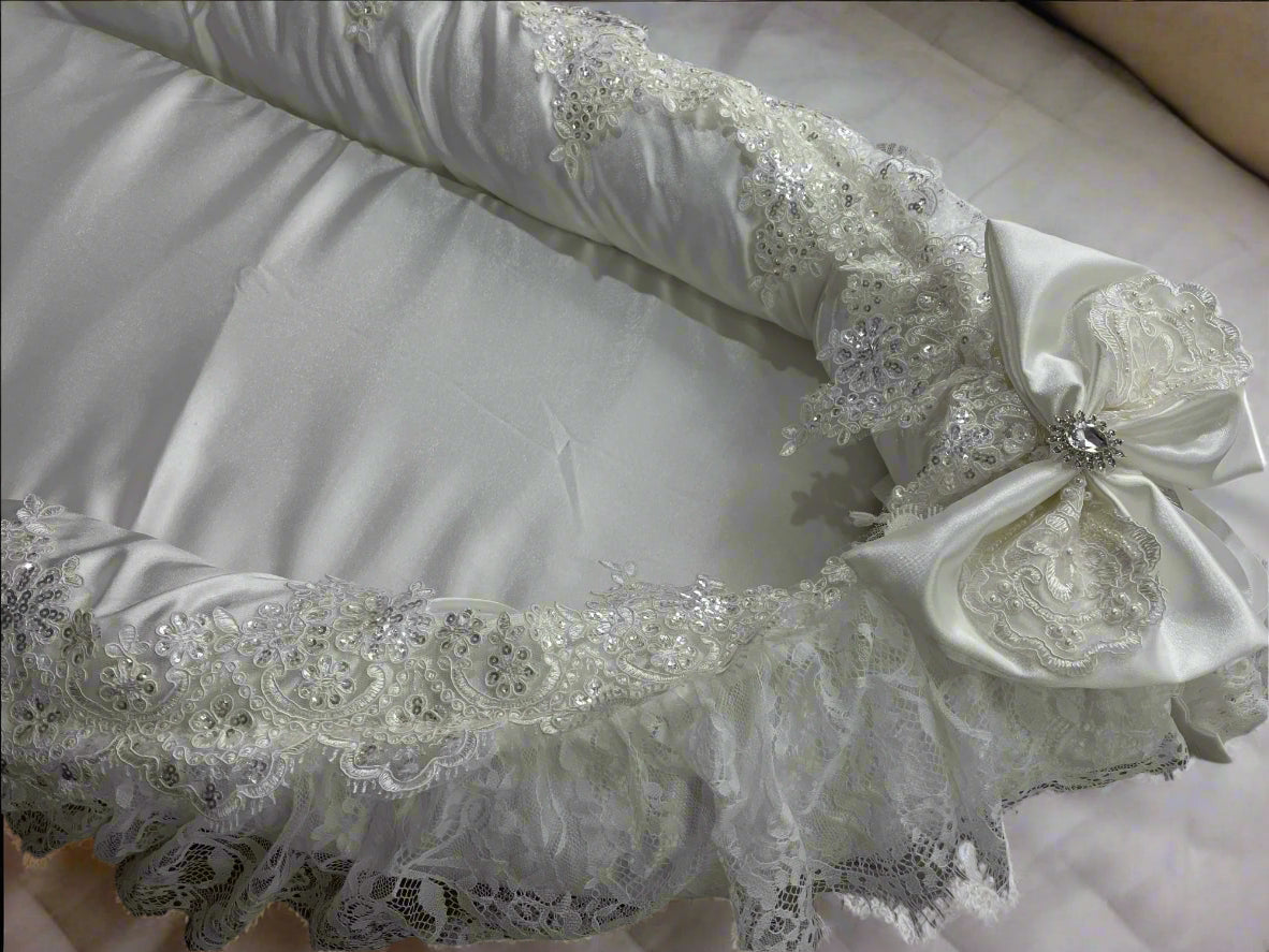 reducteur-de-lit-cocon-blanc
