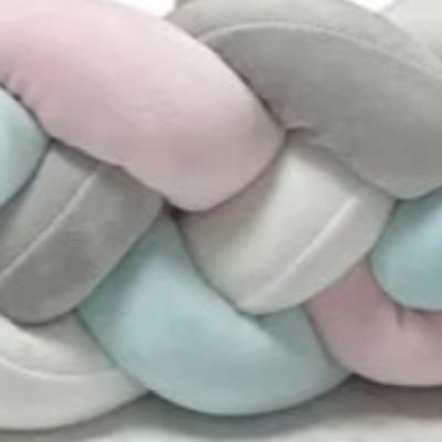 tresse-de-lit-rose-bleu-blanc-gris